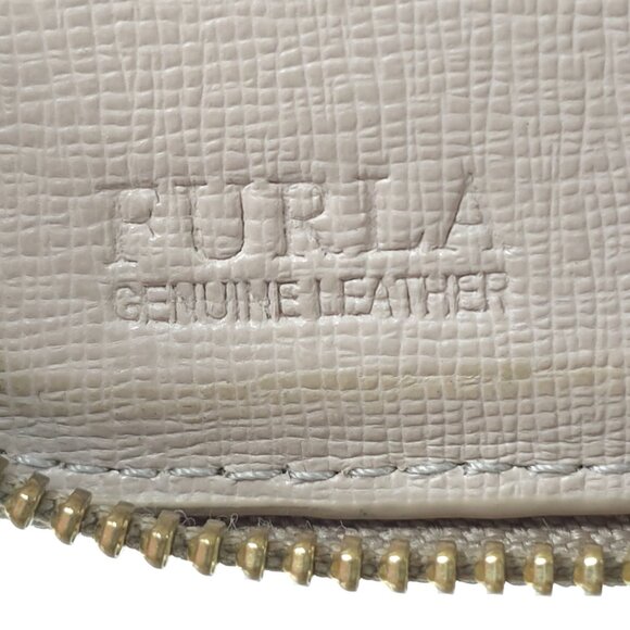 FURLA Designer Genuine Leather ZIP-AROUND Wallet Beige Cream Gold Tone Hardware. - Picture 8 of 16